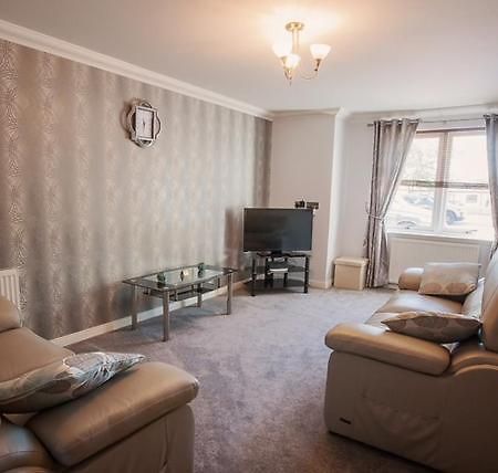 2 Bed Blackburn Village Apt With Wifi & Parking Aberdeen Exteriör bild