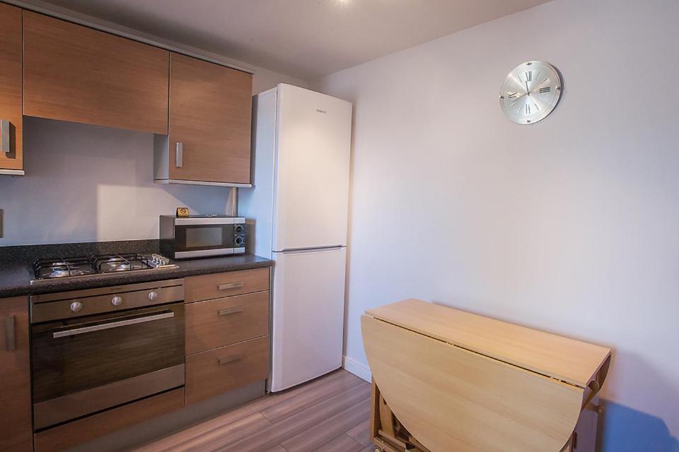 2 Bed Blackburn Village Apt With Wifi & Parking Aberdeen Exteriör bild